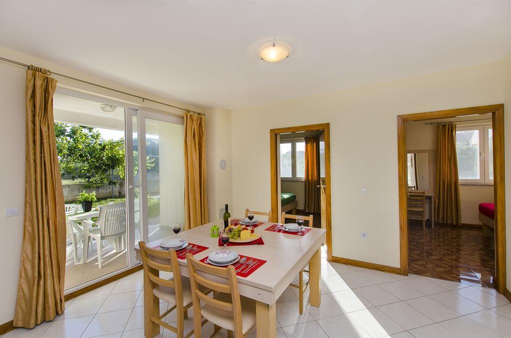 Apartments Glavan Privlaka  Chambre photo